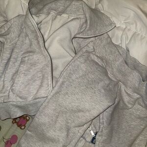 Zara Light Gray Ribbed Zip-Up Hoodie